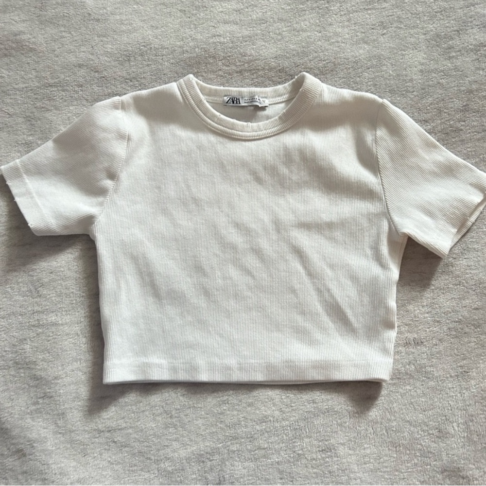 Zara cropped t shirt